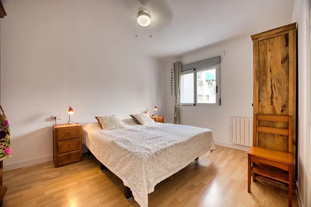 Amplia y bonita vivienda con garaje en calle italia (junto a plaza séneca) — 14