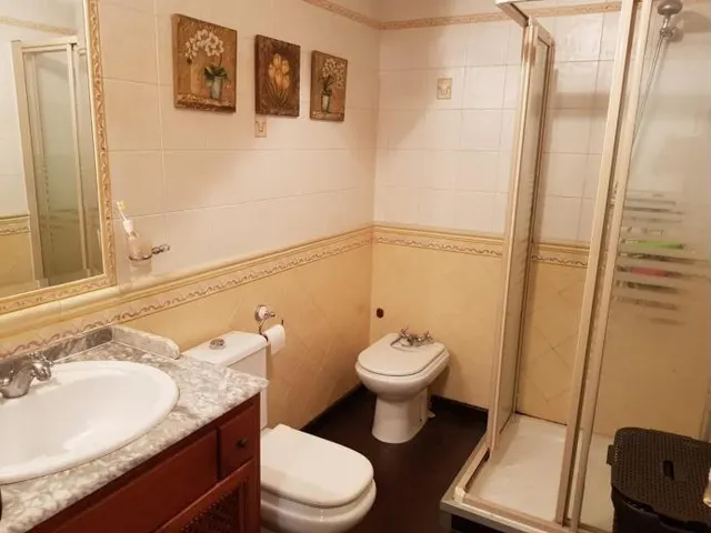 Villa con piscina privada, Alicante, Torrevieja. 6 habitaciones | 350 m2 | A 3 kilómetros del mar — 23