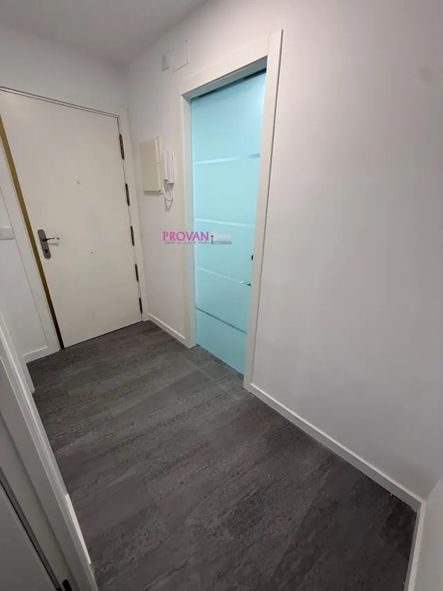 PISO REFORMADO EN ALQUILER CON 3 DORMITORIOS Y ASCENSOR !!! — 22