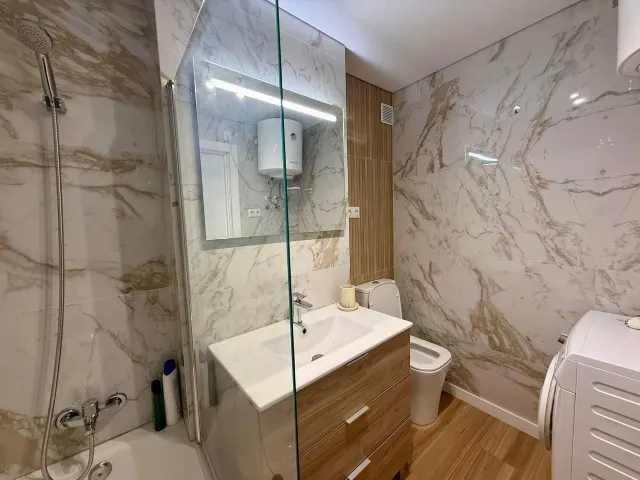 Apartamento 1 habitación 54m² en venta - Estacion de autobuses — 18