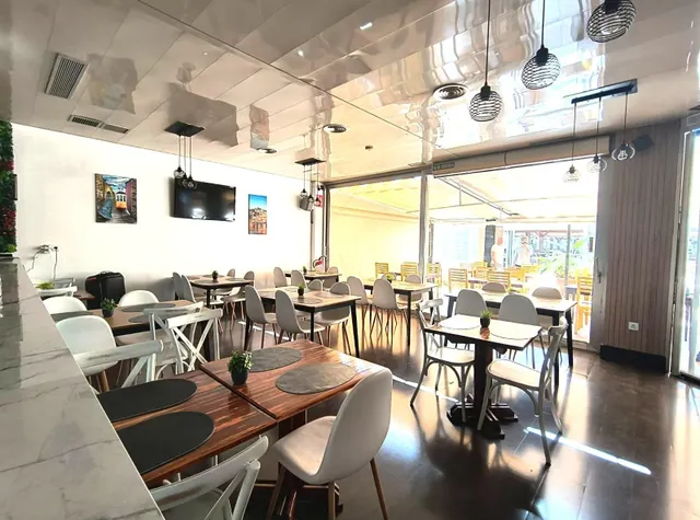 TRASPASO DE MAGNIFICO RESTAURANTE EN GRAN ALACANT — 3