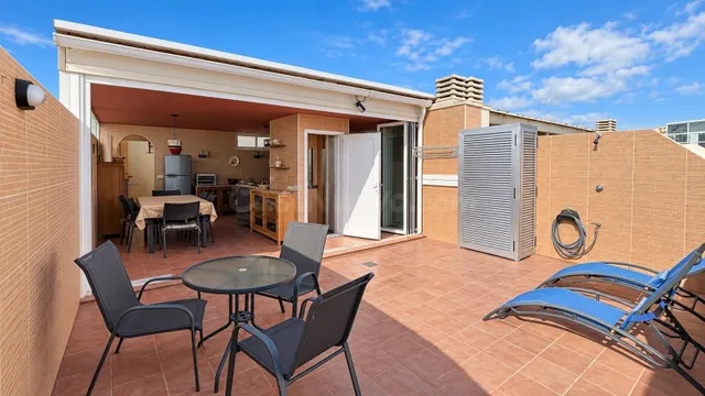 Ático en venta en Carrer 2 de Maig, Playa de Piles, La Safor, Valencia — 3
