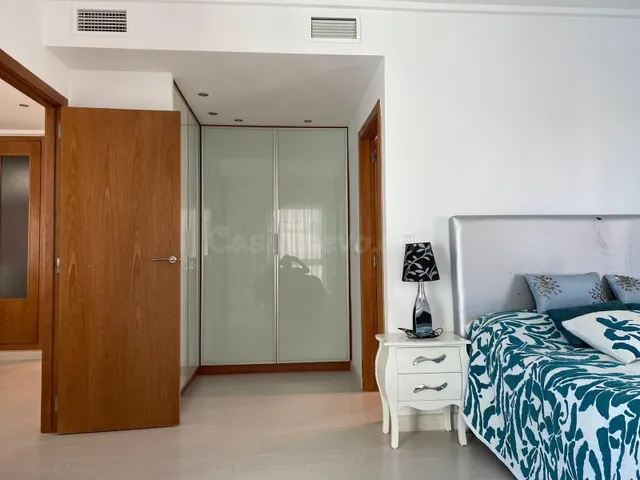 Impresionante apartamento en La Manga del Mar Menor en venta - foto 2
