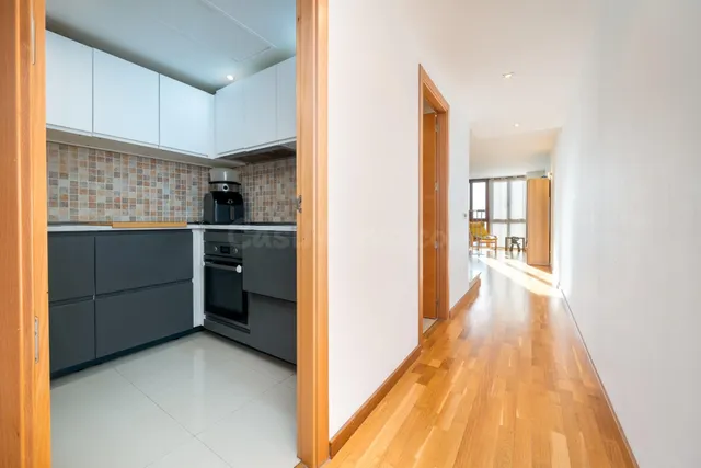Piso Duplex en excelente estado con Ascensor y Piscina comun - foto 5