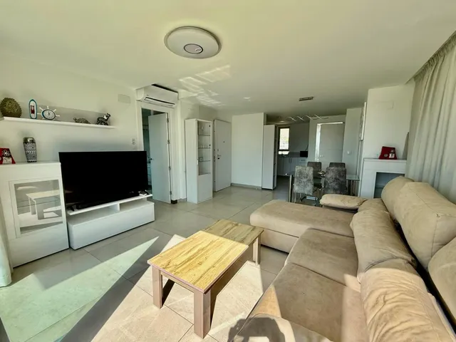 APARTAMENTO REFORMADO CON LICENCIA TURÍSTICA Y PISCINA EN LA CALA DE FINESTRAT — 8
