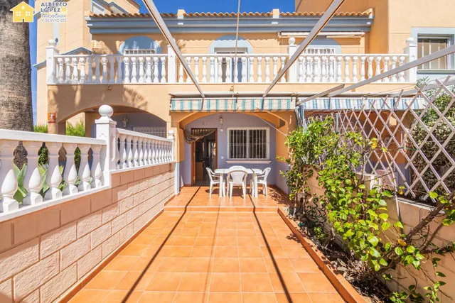 Bungalow en venta en urbanización Las Arenas 2, Arenales del Sol. — 6