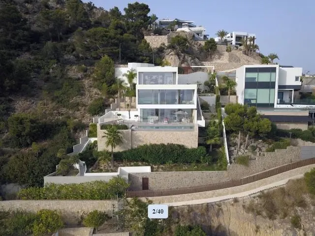 Fantástica villa con vistas inmejorables y totalmente equipa - foto 2