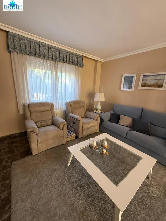 INMOHOUSE VENDE PAREADO — 13