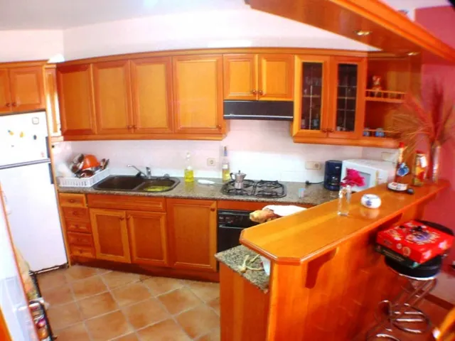Chalet de 120 m2 con 4 habitaciones dobles y piscina — 8