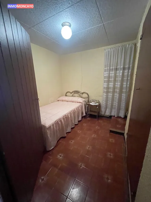 SE VENDE CASA EN TORRELLAS (ZARAGOZA) - foto 5