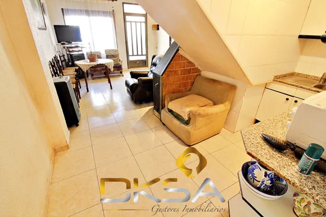 ✨ CASA CON GRAN POTENCIAL EN PLAZA ESPAÑA, TORREBLANCA ✨ - foto 3