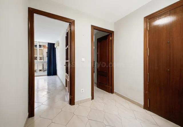 Piso en venta en Calle Castell de Benissanó, Nou Moles - foto 2