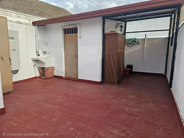 Piso de 4 dormitorios con plaza de garaje en San Basilio, con terraza de 20 m2 anexa al trastero en la cubierta. — 45