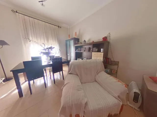 PRECIOSA CASA EN POSADAS CON GRAN PATIO Y TERRAZA - foto 3