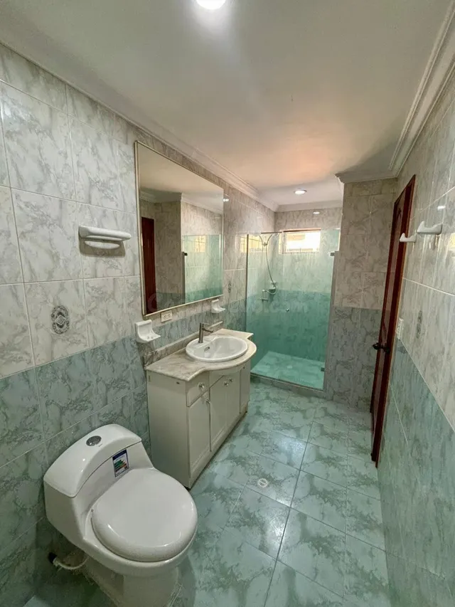 Casa 4 habitaciones 176m² en venta - Pie De La Popa - foto 4
