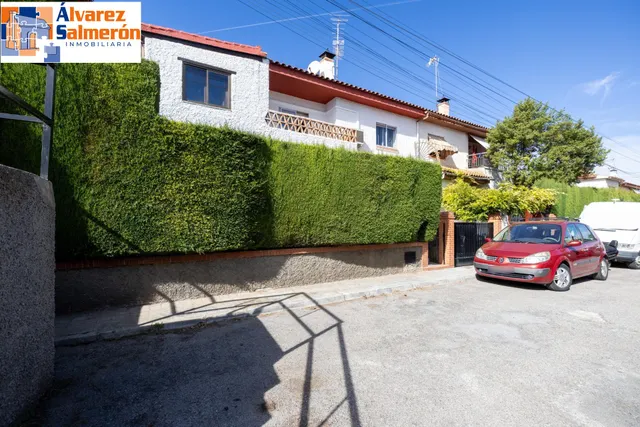 Preciosa casa en Ogíjares con piscina y jardín — 2