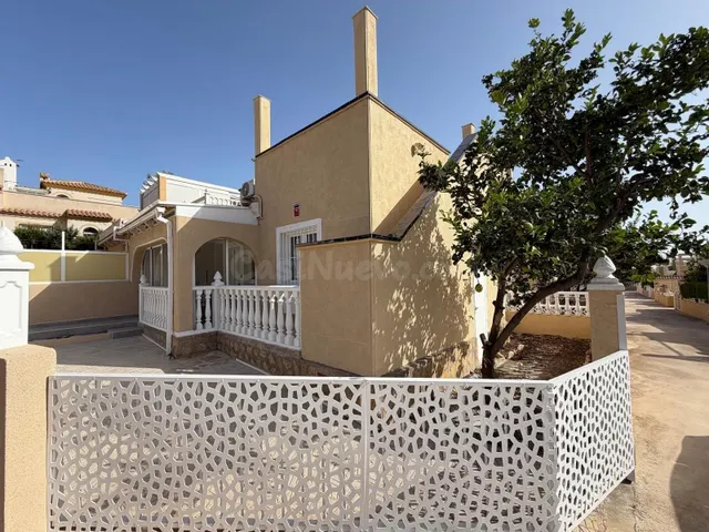 Casa 2 habitaciones 63m² en venta - Sector 25 — 2