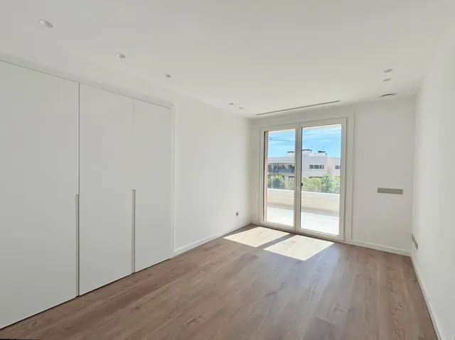 Cala Blanca · Arquitectura, diseño y una nueva forma de vivir Sitges — 20