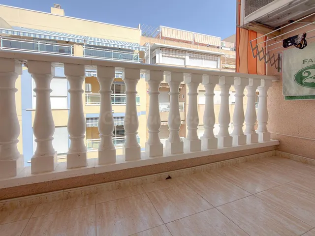 Centro! Estupendo apartamento con 2 dormitorios y 2 baños +  - foto 3