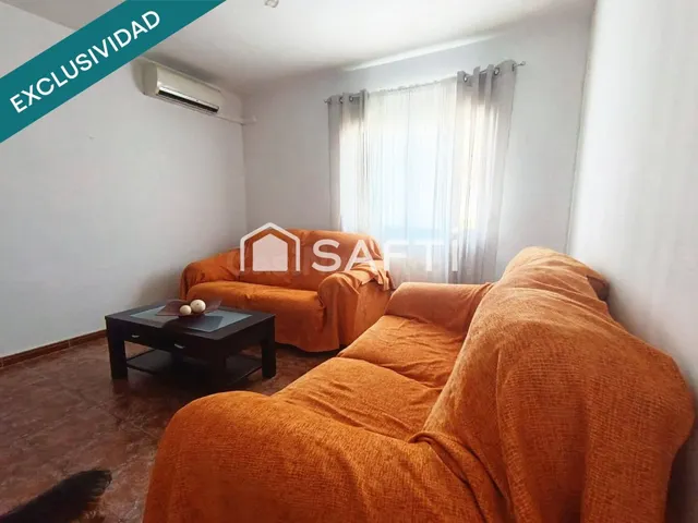 Chalet independiente en Cobisa con 8 dormitorios, piscina y jardín — 17