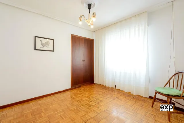 PISO EN AVENIDA BUENAVISTA 14, OVIEDO — 26