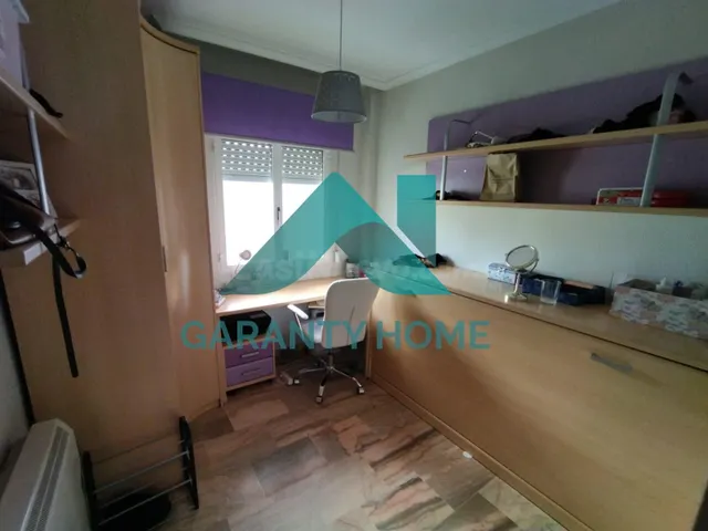 Se VENDE apartamento en zona COLÓN - foto 5
