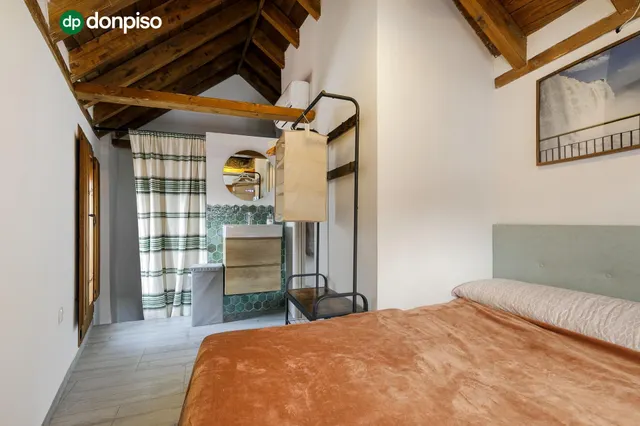 Casa unifamiliar reformada. — 5