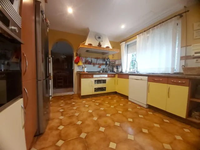 ESPECTACULAR CHALET CON PISCINA EN LA COLONIA SAN MIGUEL — 34
