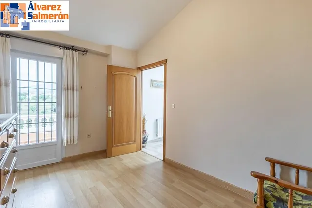 Espectacular Casa de Lujo en Urbanización Los Cerezos — 21