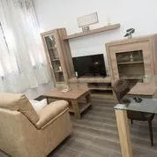 Loft perfectamente equipado en la zona del Avenida del Aerop - foto 2