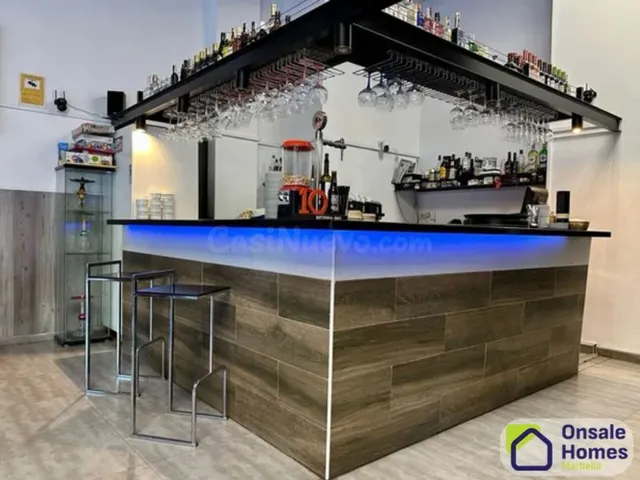 Local comercial 120m² en alquiler - Marbella Pueblo - foto 4