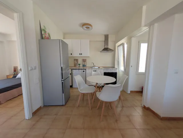 Luz, Diseño y Exclusividad en el Corazón de Almería. - foto 5
