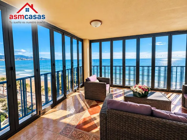 Apartamento en Primera Línea de Playa con vistas espectaculares — 6