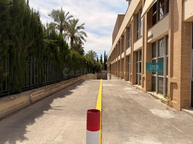 Se vende planta completa de garaje en Sevilla Este – Edifici - foto 4