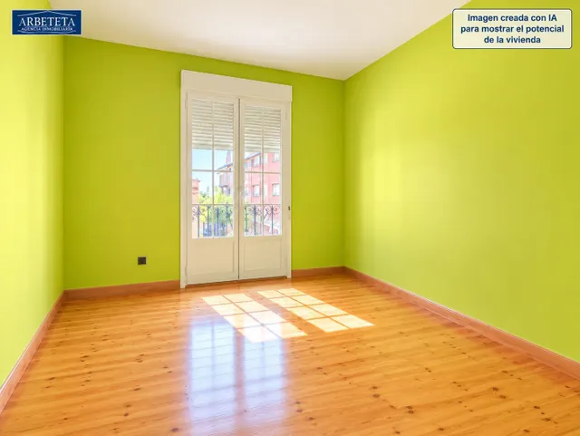 INMOBILIARIA ARBETETA VENDE EDIFICIO PARA REFORMAR EN PLENO CENTRO DE GUADALAJARA. — 17