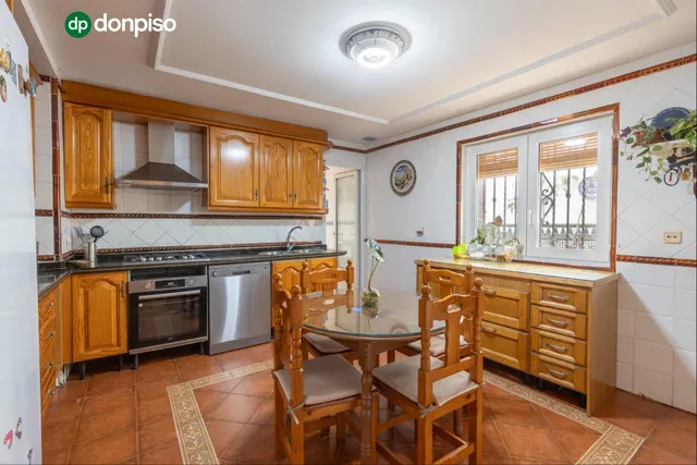 Casa en esquina en venta en Las Gabias — 15