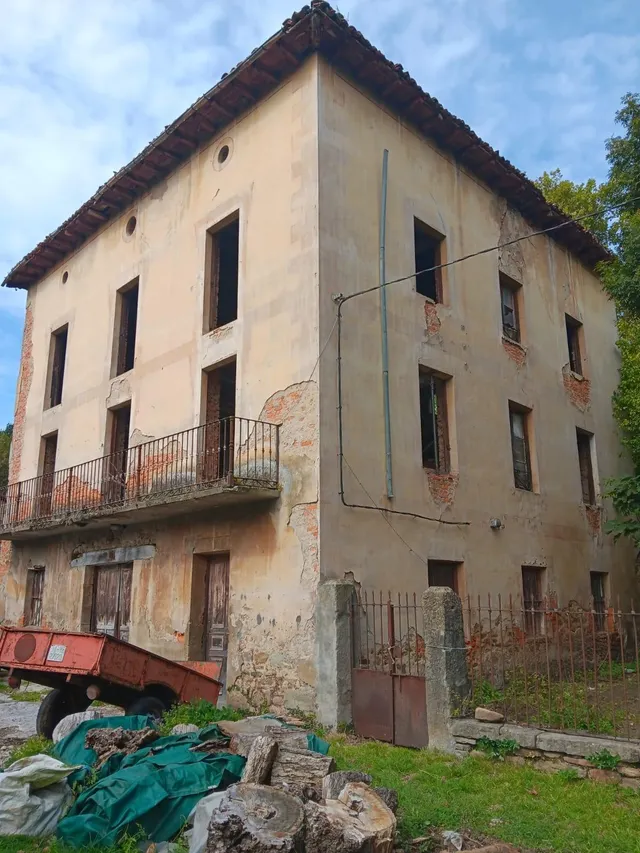 Venta de Casa con Terreno en Valle de Mena — 11