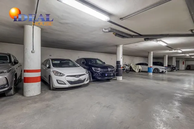 ESPECTACULAR TRIPLEX EN CHURRIANA — 30