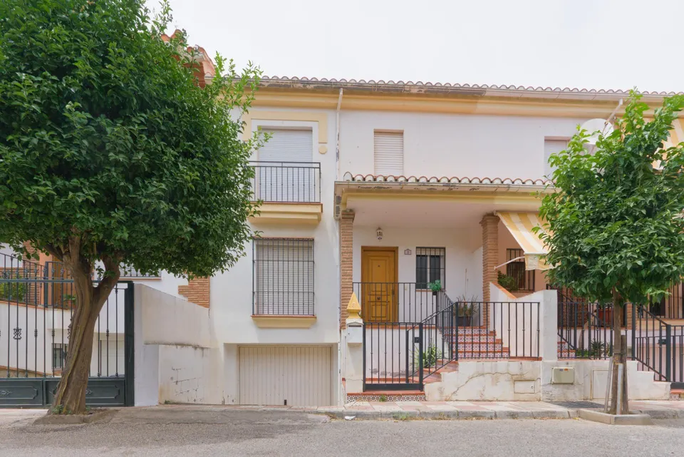 Adosado 3 habitaciones 154m² en venta - Vega de granada zona noroeste
