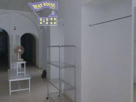 ALQUILER DE LOCAL COMERCIAL — 10