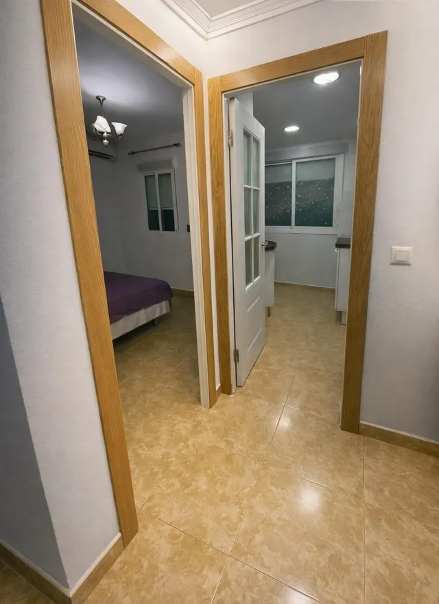 Planta baja reformada con patio-terraza – Carolinas Bajas — 8