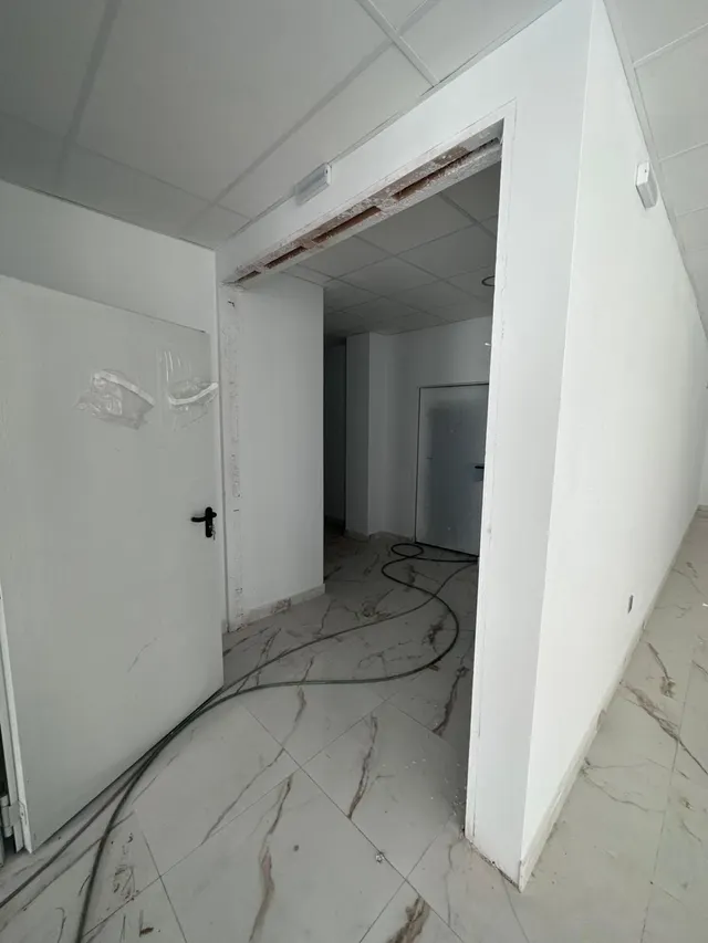 Hotel 59 habitaciones 3370m² en venta - Centro — 14
