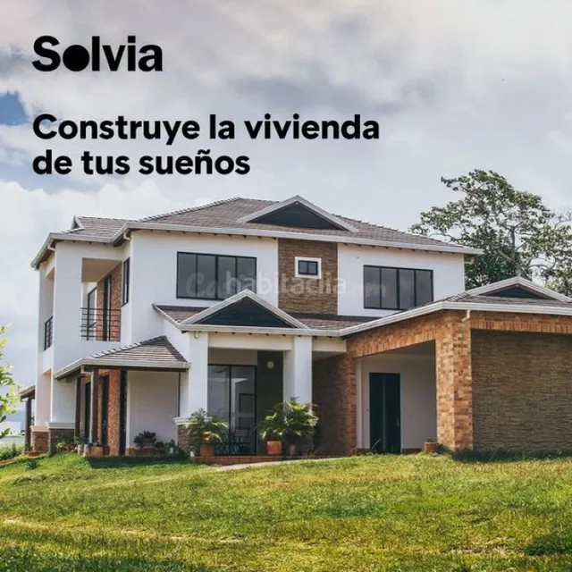 Solar 211m² en venta - Zona colegio san bernat