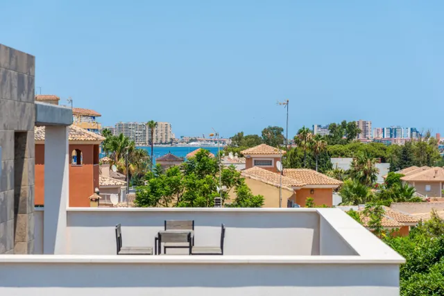 Chalet de Lujo en Playa Honda (La Manga del Mar Menor) — 48