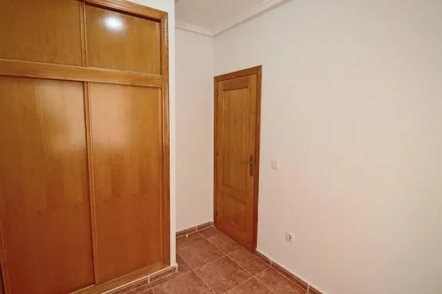 Piso 2 habitaciones 59m² en venta - MERCADONA — 31