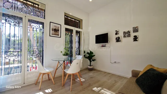 Piso 2 habitaciones 52m² en alquiler - Casco Antiguo — 2