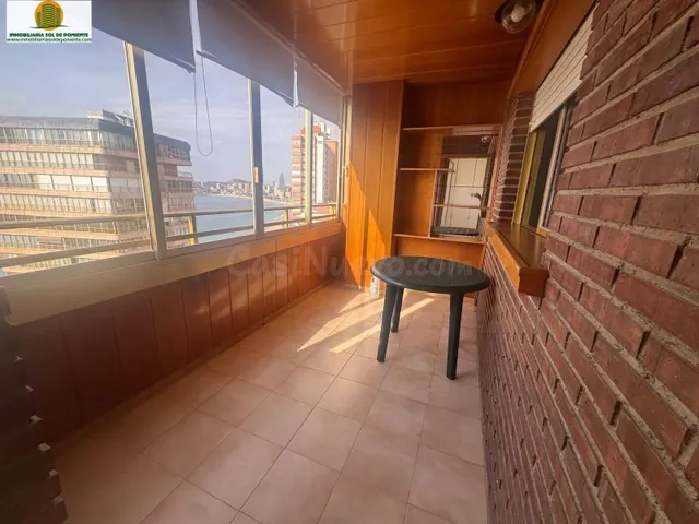Segunda linea de playa poniente en Benidorm ! 3 habitaciones 2 baños garaje y trastero — 5