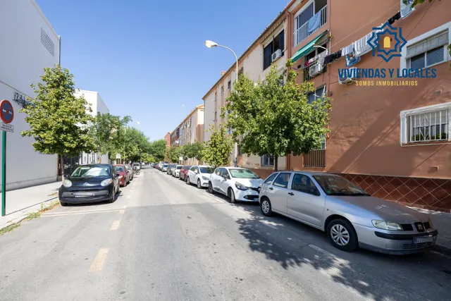 ESTUPENDO PISO EN ZONA VERGELES-ZAIDIN. — 2