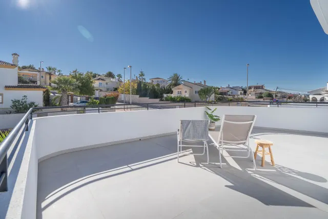 Villa 4 habitaciones 203m² en venta - La Marquesa — 28