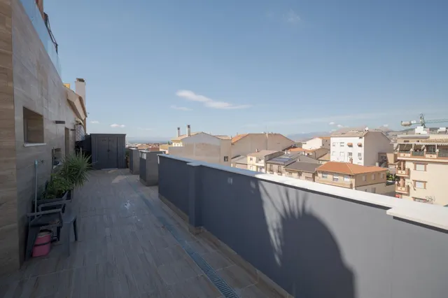 Ático dúplex con piscina en Maracena — 45